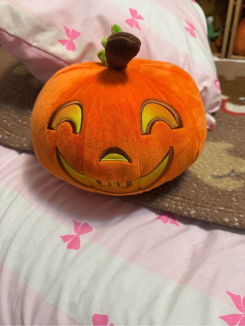 Itty bitty pumpkin plush! Like new!